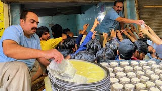 People Are Crazy For Lassi | Famous Jede Ki Lassi in Lahore | Street Food Pakistan