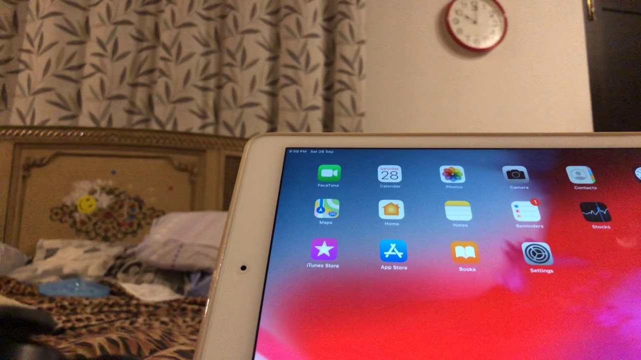 How to connect ps4 controller to ipad and iphone and ipod - YouTube