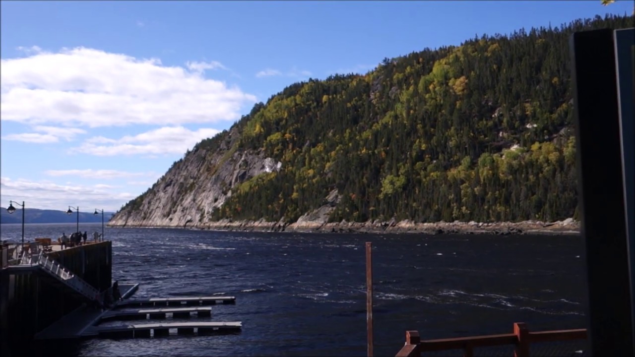 2019, Québec, SainteRoseduNord, Fjord Saguenay en Automne, au Canada