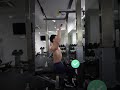 【ラットプルダウン】How to Lat pulldown