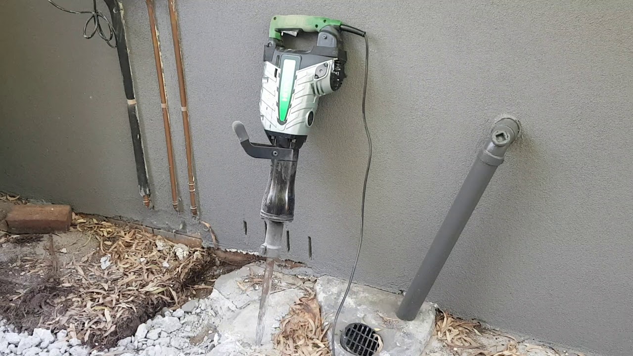 Onveilig compleet verpleegster Hitachi Demolition Hammer H65SB2 - YouTube