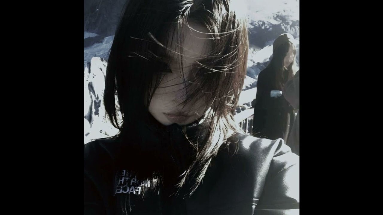 [free] snow strippers + crystal castles + 2hollis type beat 