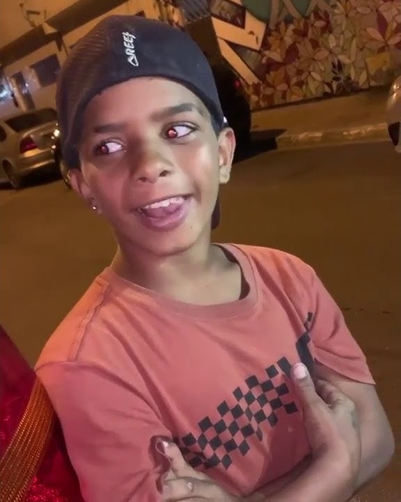 MC Tigão - UMA MORENA DO SORRISO ENCANTADO