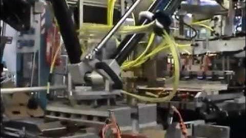 Codian Robotics D2-1000 pick & place robot