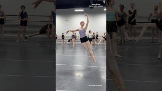 @Megan.Savage demonstrating the combo 😍👏🏻 #ballet #wow