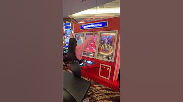 World’s Largest Slot First Spin Win! $5 Bets! #casino #gambling #lasvegas #jackpot