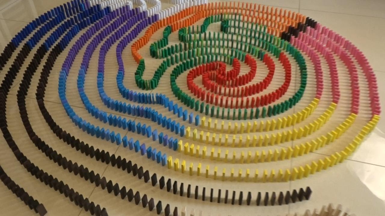 Triple Spiral Domino - YouTube