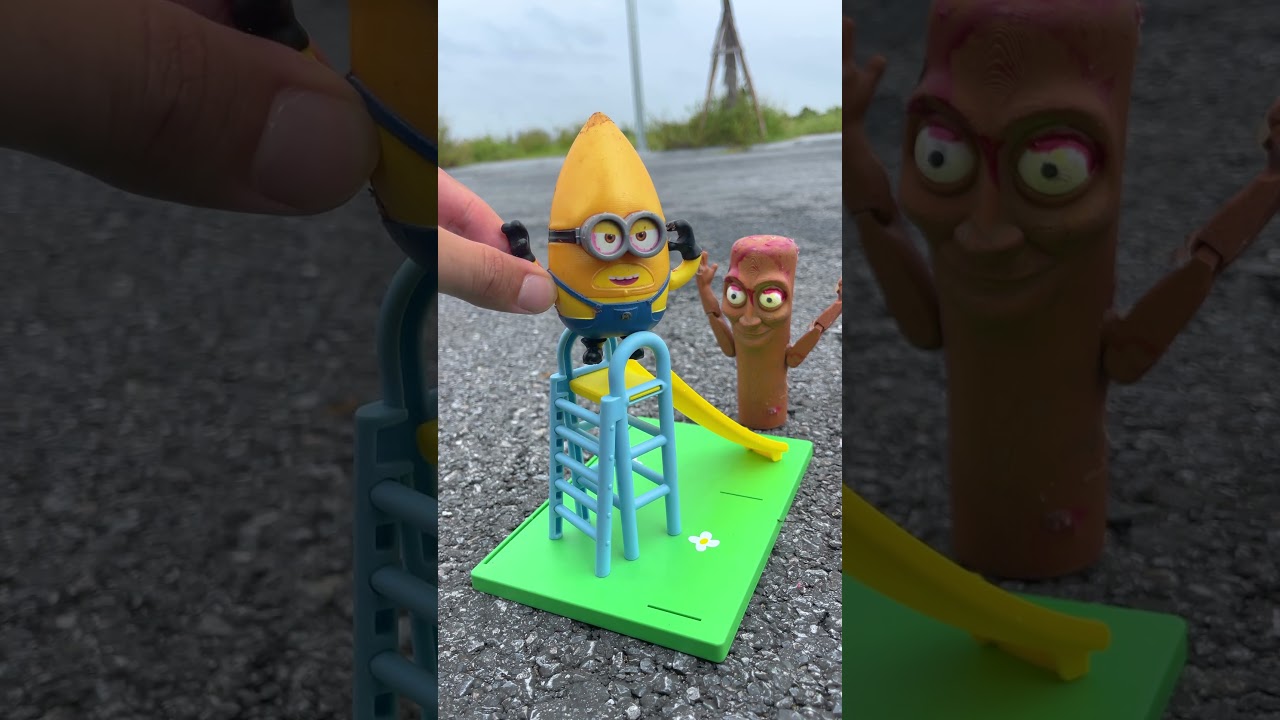 Satisfying Unboxing with Minions Slide And Learn Together fun toys Video 