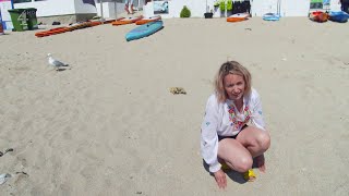 Kate Quilton @yellow sandals
