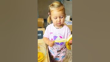 2 year old makes pancakes #shorts #trending #cute #viralvideo #babygirl @cutebabies578