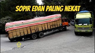 Kumpulan Sopir Paling Gila Berani Melawan Mitos Saat Lewati Sitinjau Lauik