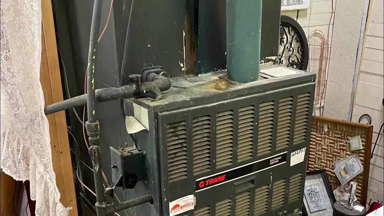 2000 Trane XB80 Electric Ignition Gas Furnace - YouTube