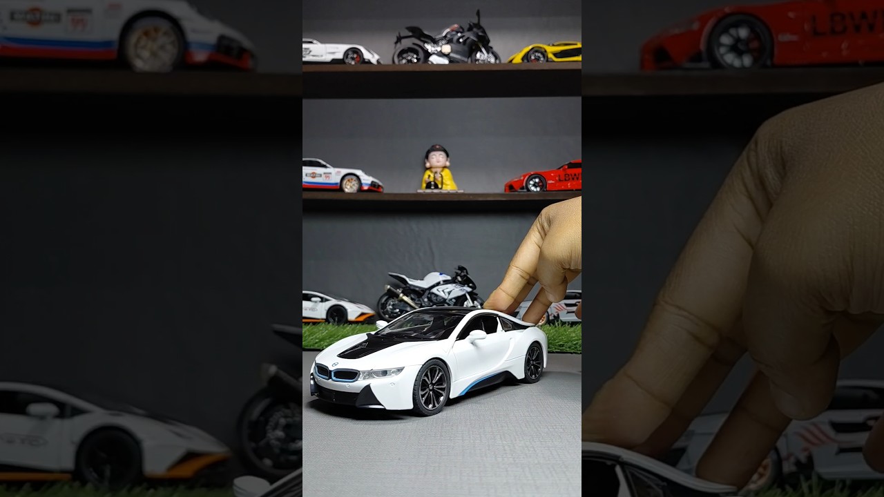 Bmw I8 Diecast Modelcar | 1/24 Scale