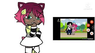 Elly React To This Woft Girl Yayag And Dont Mind My Family Voice Sooooooo Crige.