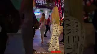 walking the street #big booty #ass#tiktokviral #tiktok #curvy