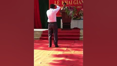 Đọc thư chúc mừng của bí thư, chủ tịch nước trong buổi khai giảng