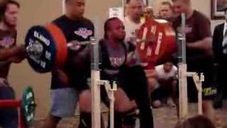 Justin Walker 711 squat @ 198