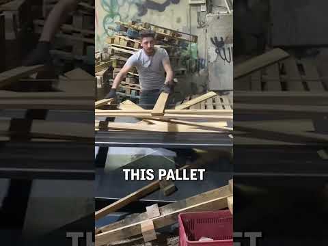 CEO of dismantling wooden pallets! 🫡👏 - 🎥 diaa_gahnem