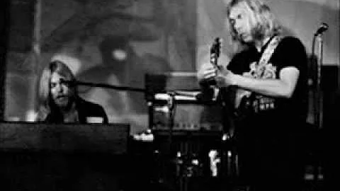 Duane and Gregg Allman - Down In Texas (Come On Do...