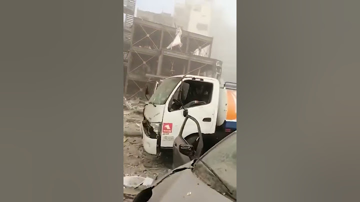 لقطات تظهر حجم الدمار الذي خلفه الانفجار وسط العاصمة اللبنانية