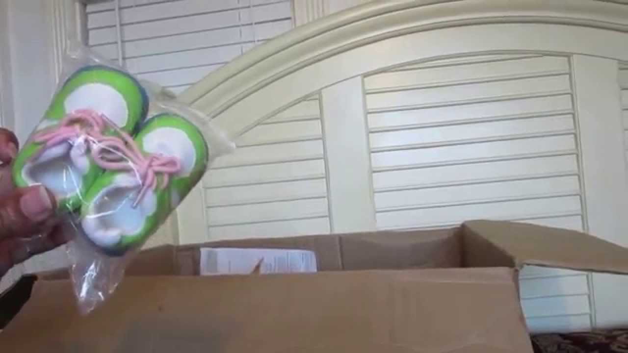 Opening My Twinn Dolls.