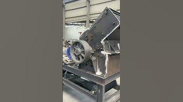 Mobile sand making machine with conveyor #crusher #machine