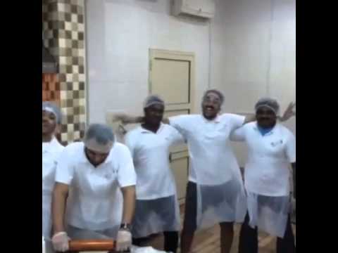 جديد الإسباني حبيبي شرب شاهي بنعناع وانا بابا كرك