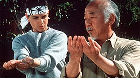 The Hero's Journey: What is the role of the Mentor in the Monomyth? (tools and examples)