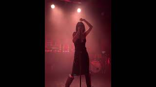 Lexie Liu singing Dance Dance at Miumiu event [LIVE]