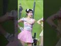 這髮型太可愛!💖 高佳彬 毛球包包頭小魔女裝扮,熱血應援勇敢樂天😍 #cheerleader #高佳彬 #고가빈 #樂天女孩 #치어리더 #台湾チア