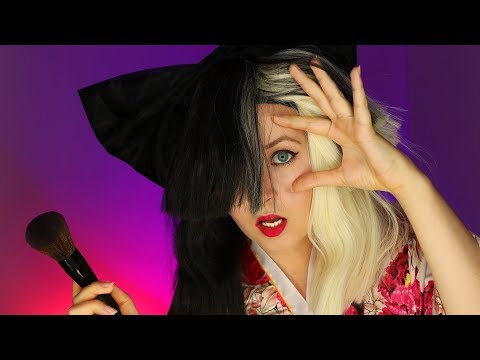 ? Make-up by SIA ? ASMR-parody?