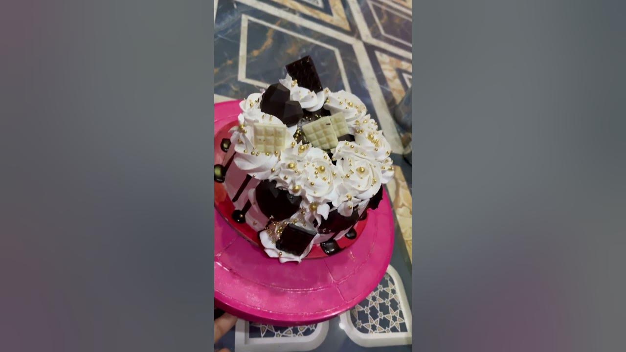1-pound-chocolate-cake-cakedecorating-trending-viralvideo-birthday