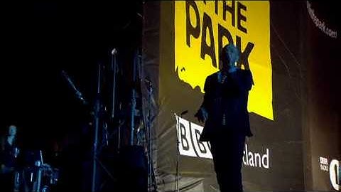 R.E.M. - Man On The Moon (2008)