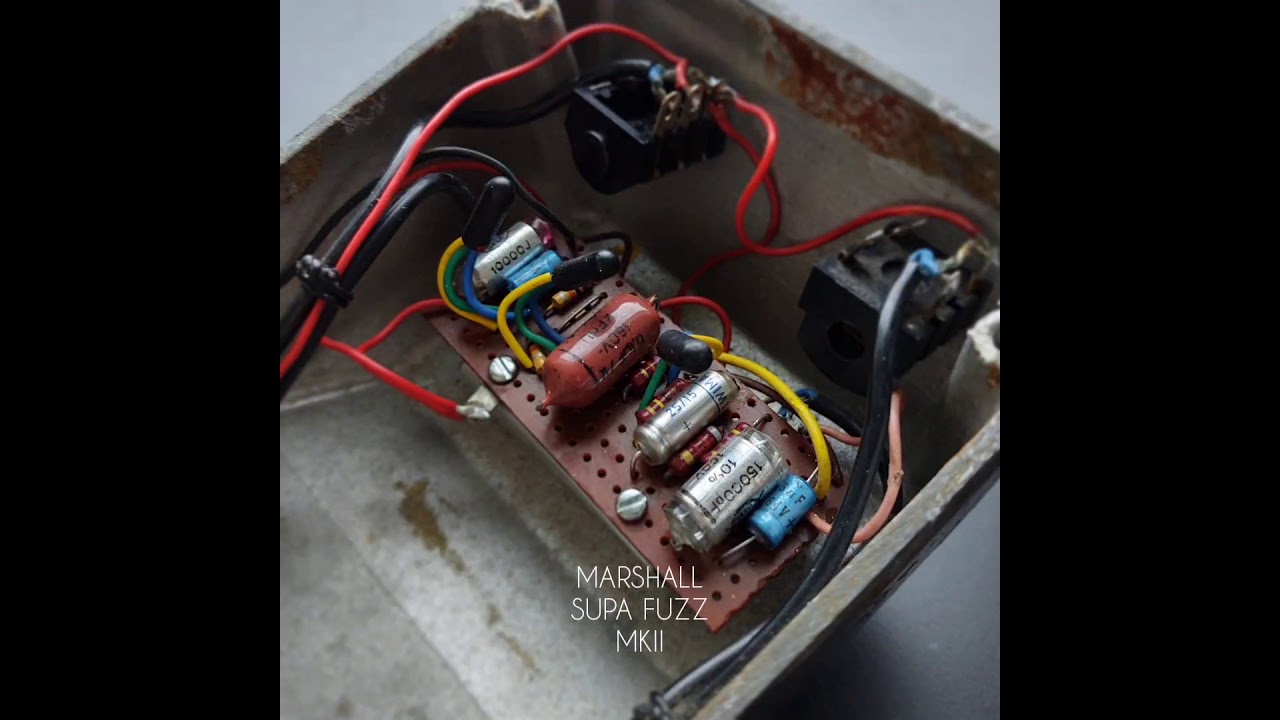 1970 Marshall Supa Fuzz - YouTube