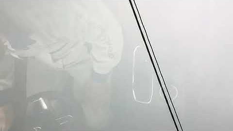 tiếng kêu cửa nóc