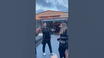 لامين يامال يسمي نفسه ريان لفتيات شكوا فيه برشلونة Barcelona Lamine Yamal Take Photos To Friends 