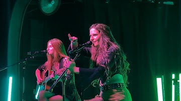 Neoni - banter about supernatural - Globe Hall - Denver, Colorado - 5-8-2025