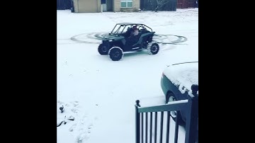 Snow Donuts RZR XPT
