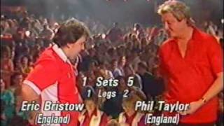 Eric Bristow vs Phil Taylor - 1990 World Finals Part 13