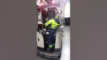 Fast high reach forklift operator