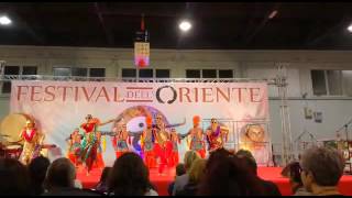 NARTAKI DANCE GROUP and BHANGRA BOYS AND GIRLS, Kala Chasma at Festival Dell&#39;Oriente 2016