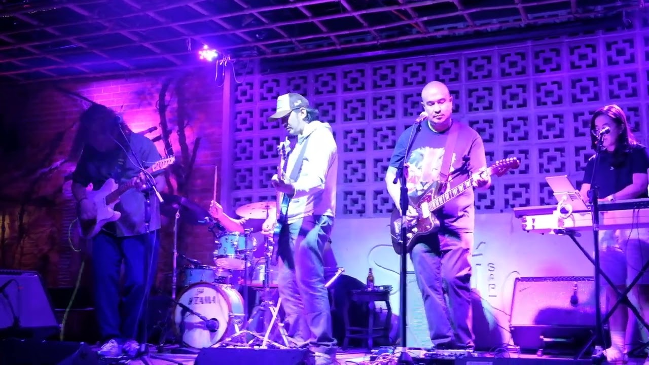 We Are Imaginary - A Good Kind of Sad | The Panturas Live in Manila @ Sari Sari (07.19.2025)