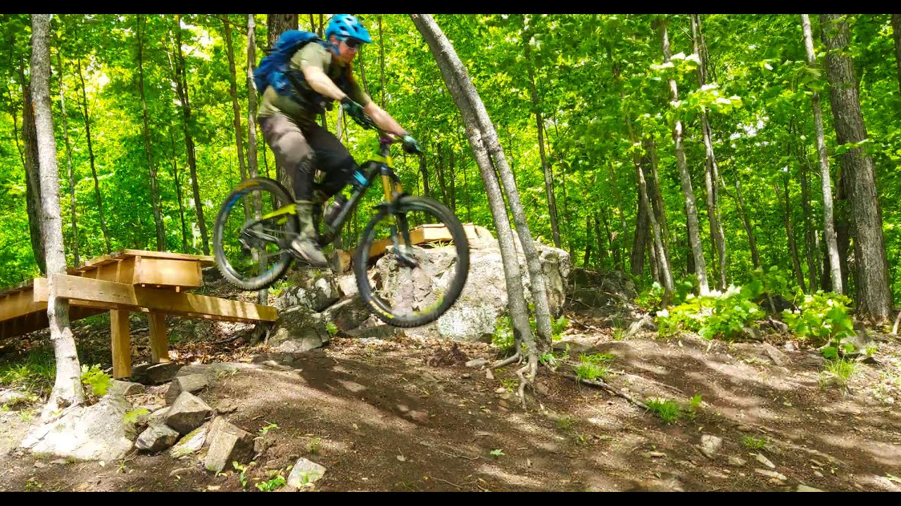 BONUS FIND//QUEBEC//2022//Somewhere in the ether, drop'n in.