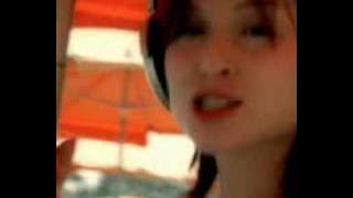 Sophie Ellis-Bextor - Music Gets The Best Of Me