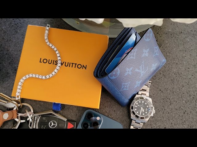 Louis Vuitton's Men's Multiple Wallet Custom My LV World Tour Unboxing 