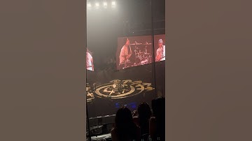 Travis Barker sent WHAT?!😳#blink182 #concert #live #music #song #short #fyp #viralvideo #shorts