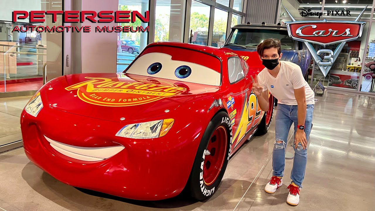 Cars Mechanical Institute At Petersen Automotive Museum In Los Angeles