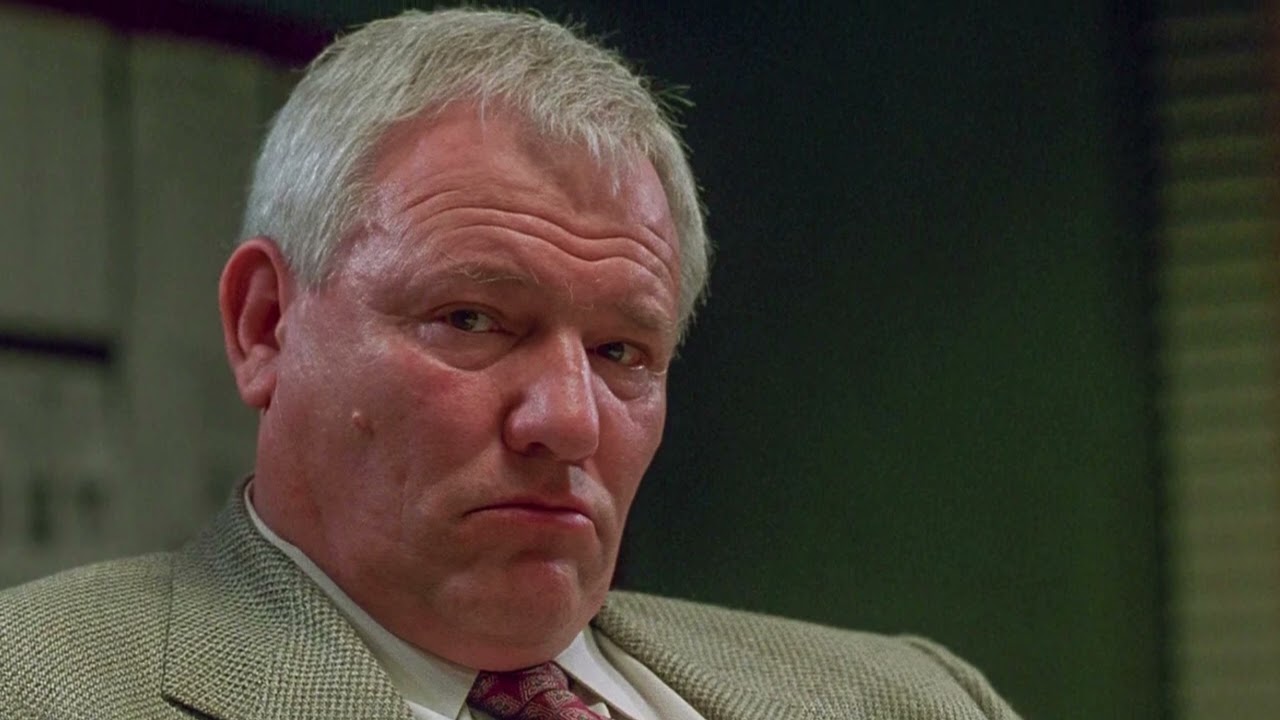 Звезда сериалов «Рискованный бизнес» и «Клуб «Завтрак» Рон Дин умер в возрасте 87 лет после продо...