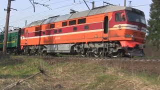 Тепловоз ТЭП70-0125 с поездом №61  Санкт-Петербург — Кишинёв
