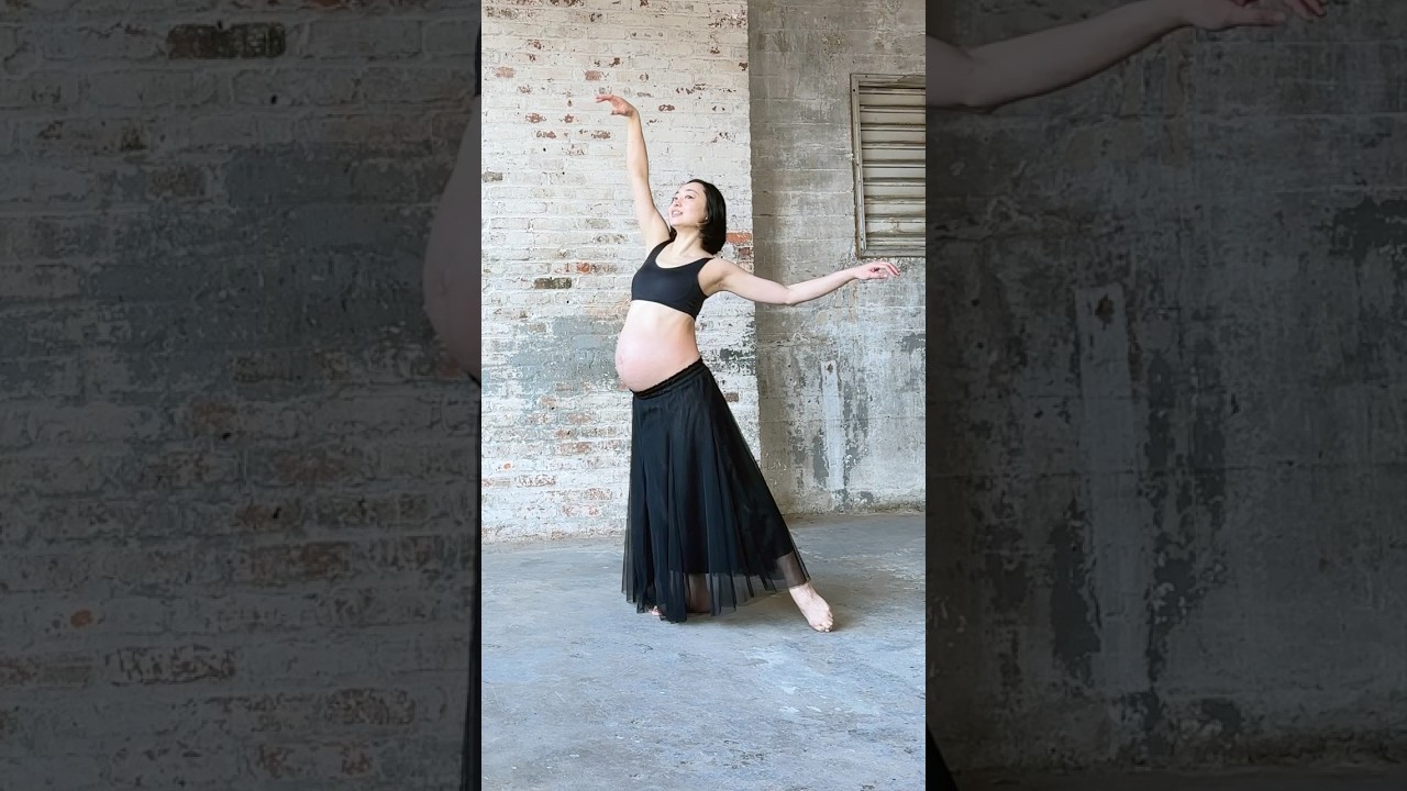 マタニティフォト撮影したコンテンポラリーダンサー Photo by Maki Suzuki